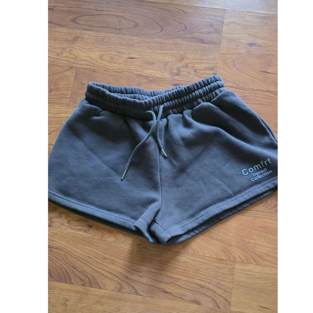 COMFRT shorts sz S